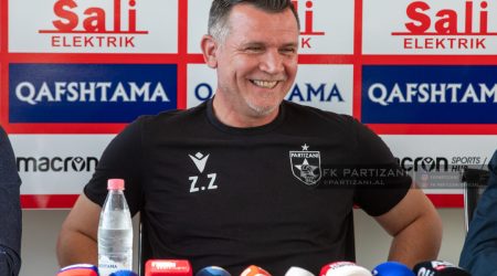Trajneri i ri Zoran Zekic flet per mediat