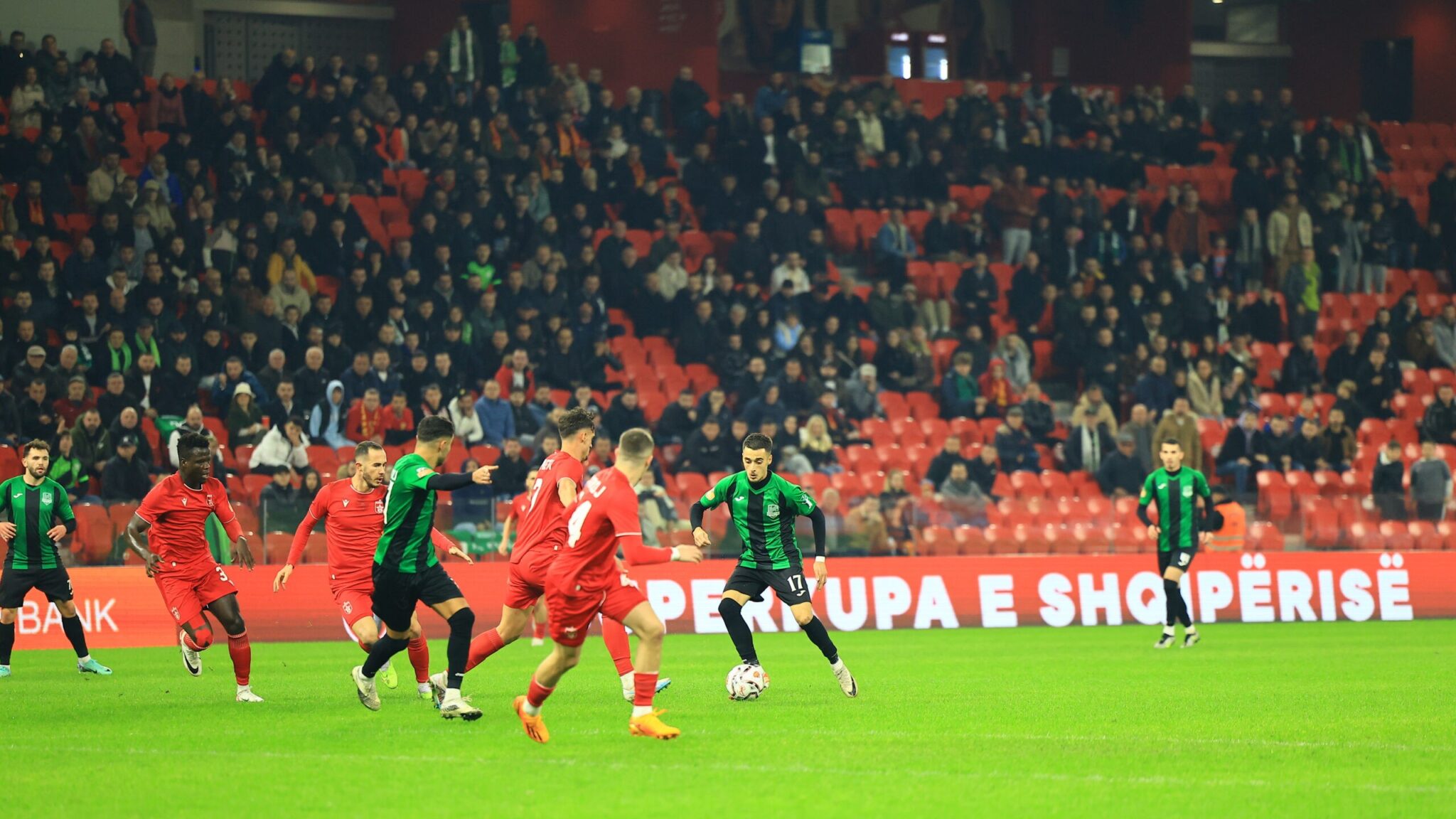 Finale historike, Partizani luan për titull dhe miliona