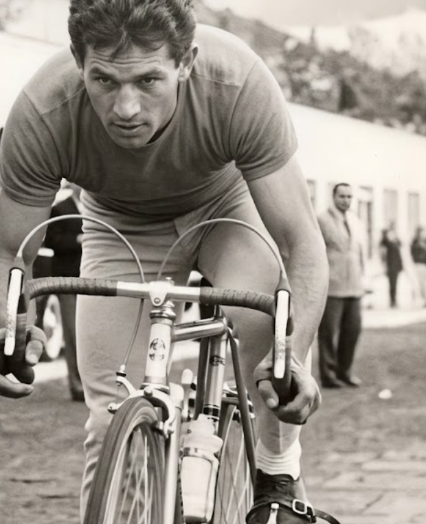 Mbreti i pedalit te Partizani: Historia e Bilal Agalliut, nga talenti 15-vjeçar te kolosi i çiklizmit
